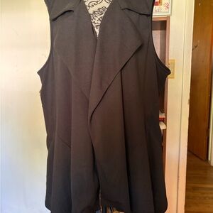 Black Sleeveless Drape Vest - Blazer